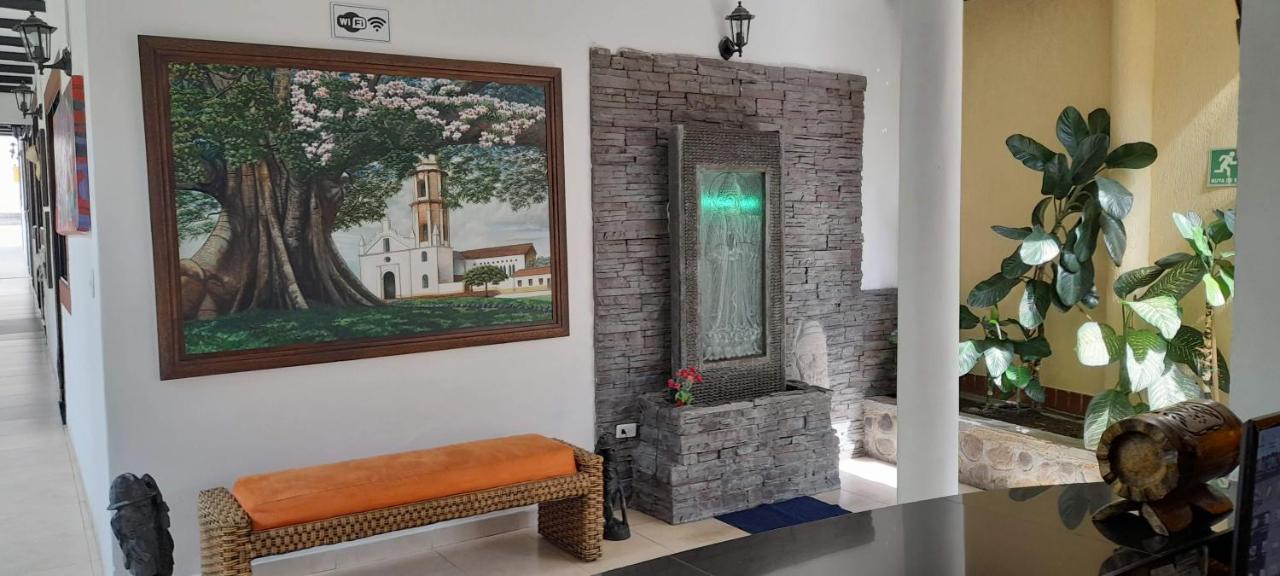 Hotel Boutique Ceiba Real Gigante 외부 사진